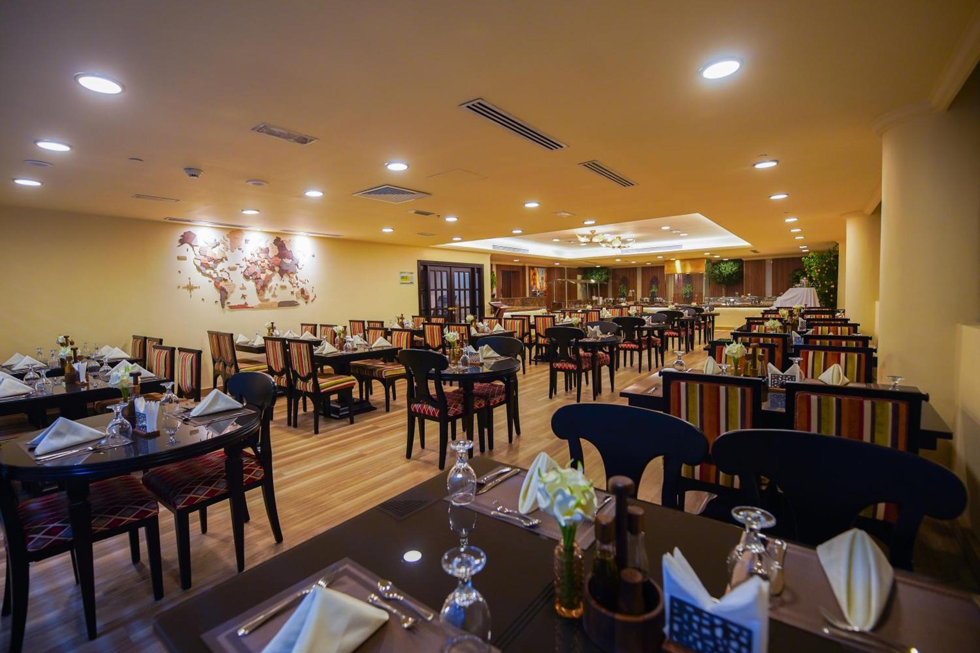 Grand Villaggio Hotel Abu Dhabi Eksteriør billede