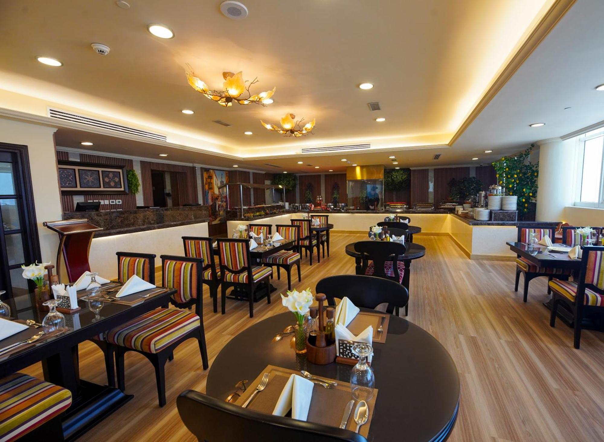 Grand Villaggio Hotel Abu Dhabi Eksteriør billede